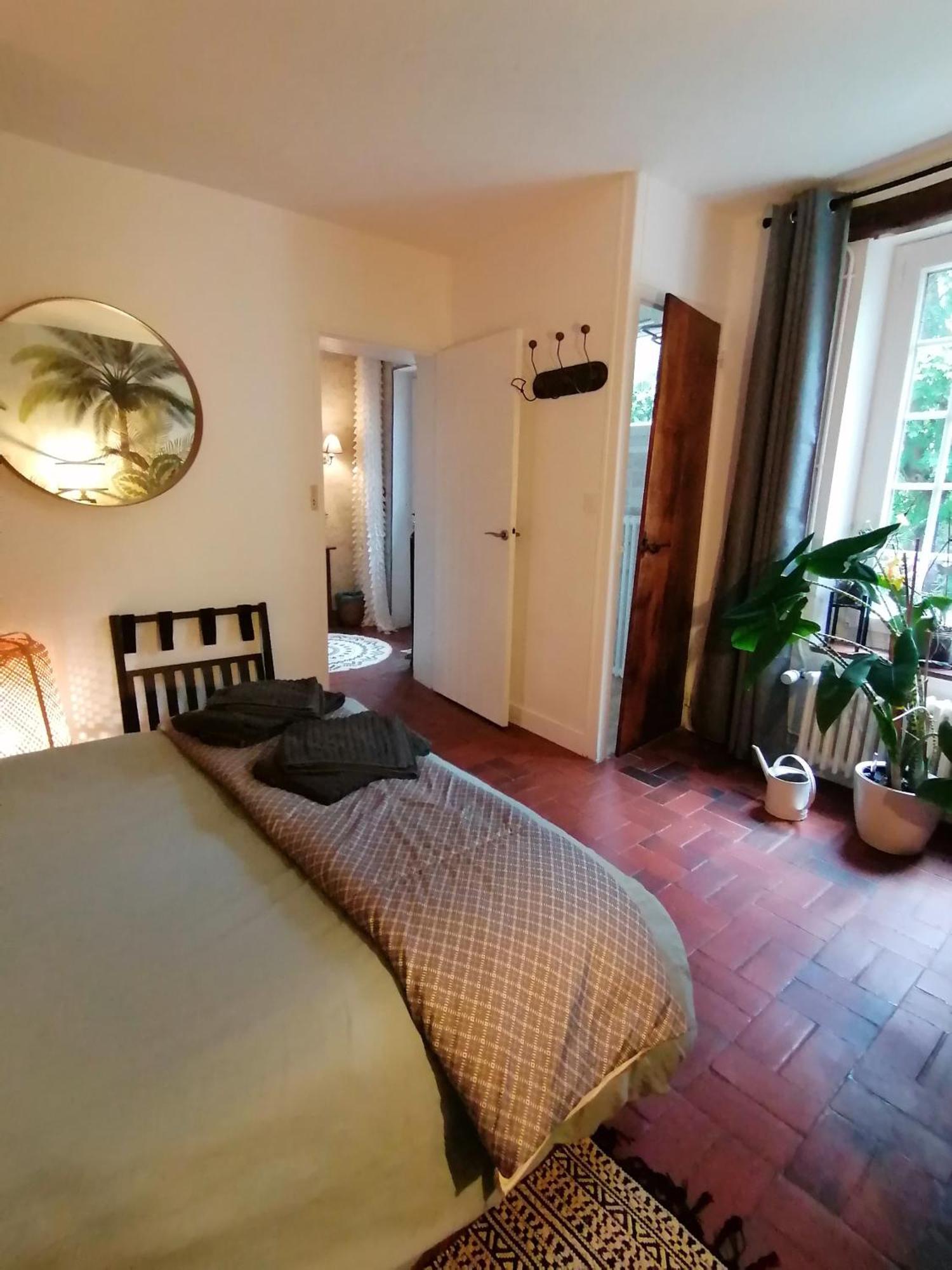 Avec Petit Dejeuner Homestay Moussy-le-Vieux